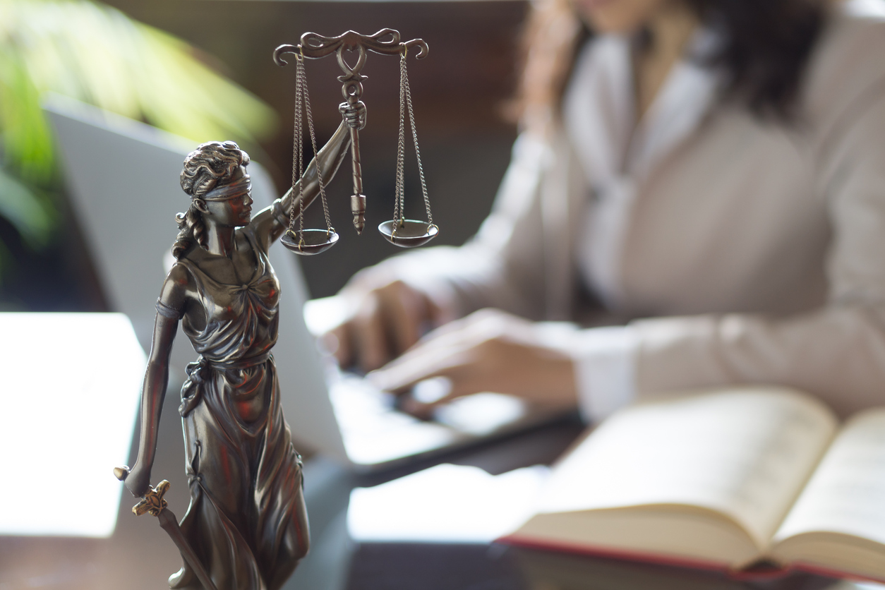 Highest Paid Types of Lawyers: Must Read